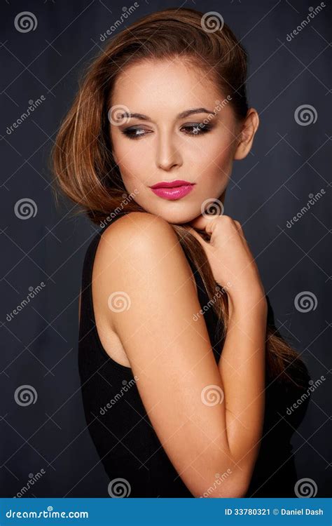 Beautiful Sultry Young Woman Stock Image Image Of Looks Fashionable 33780321