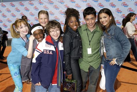 Cast Of Nickelodeons ‘all That Reunites To Sing Theme Song Daily Dish