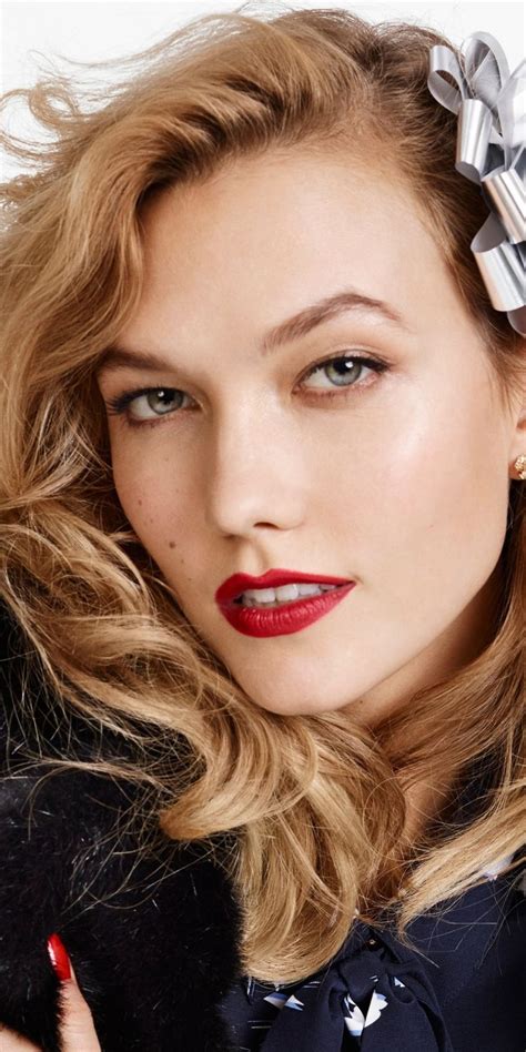 Karlie Kloss Red Lips Supermodel Model 1080x2160 Wallpaper