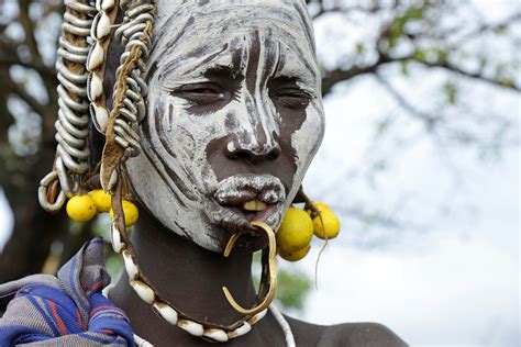 Mursi Woman 18 Mursi Pictures Ethiopia In Global Geography
