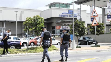 Hijacker Shot Dead At Mall