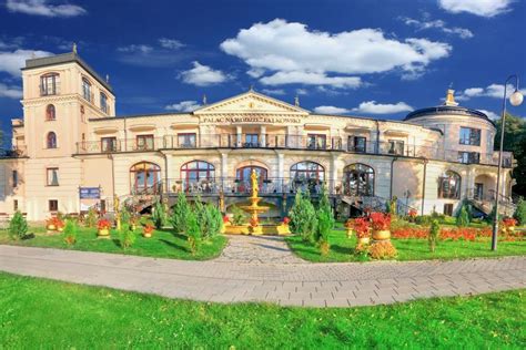 Strona główna noclegi jezioro noclegi augustów ośrodki wypoczynkowe augustów sanatorium augustów pałac na wodzie falkowski. Pałac na wodzie Falkowski - Augustów
