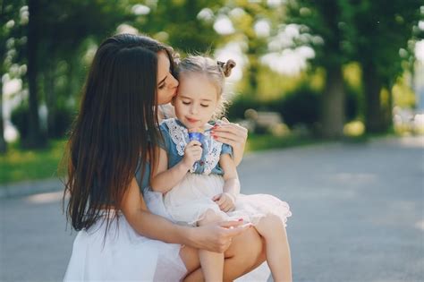 Madre Con Hija Foto Gratis