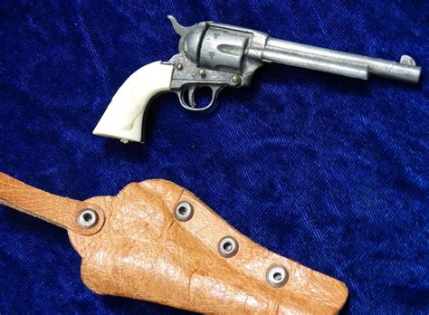 Marx Miniature Toy Longhorn Cap Gun Revolver And Holster Vintage From