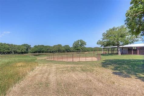 Acres Of Land With Home For Sale In Alvord Texas Landsearch