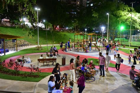 Mais De 230 Praças Municipais São Opções De Lazer Para A Criançada Em