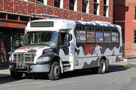 Moover Local Bus Service Taken In Brattleboro Vermont U Flickr