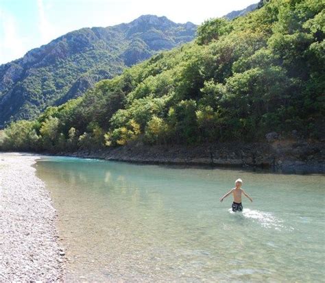 Swimming In The Gorge Du Verdon Outtherekids Inspiring Blog For