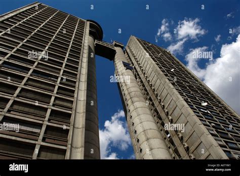 Beograd Genex Turm Stockfotografie Alamy