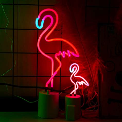 Neon Flamingo, Large