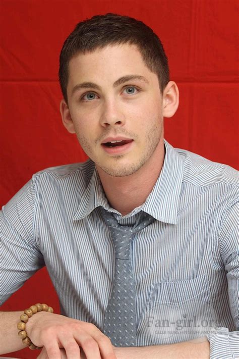 The perks of being a wallflower. ∞ Wallflower - Dedicated to LOGANLERMAN ♥∞: Logan Lerman ...
