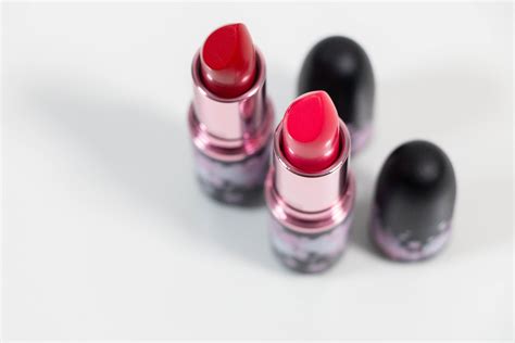 Mac Dramarama Lipstick And Moody Bloom Lipstick Reviews And Swatches
