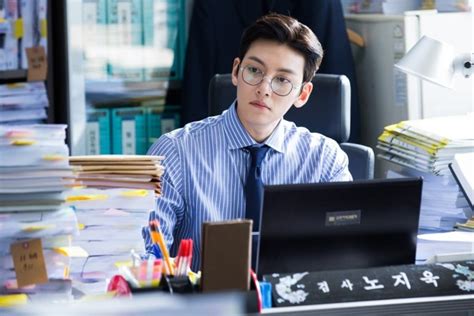 Share this movie link to your friends. Watch Suspicious Partner episodes 3 and 4 live online ...