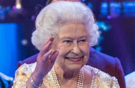 It is not news that the united kingdom is ruled by one large royal family rather than successive presidents like in other countries. Queen Elizabeth II to give up the throne at the age of 95 ...