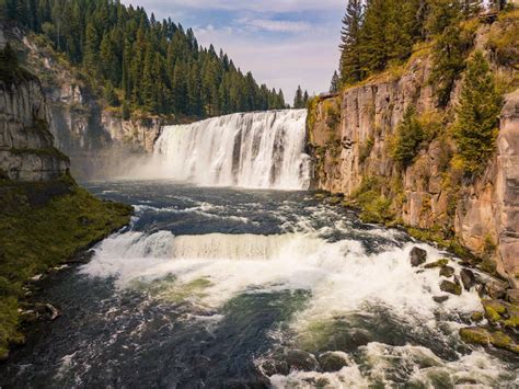Explore Idahos Gateway To Yellowstone Visit Idaho