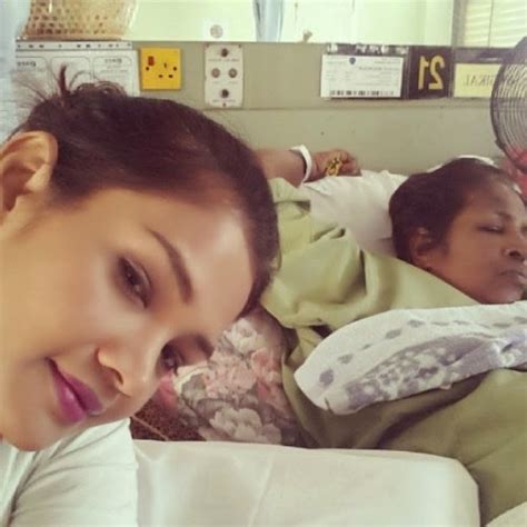 Zarina zainuddin perjelaskan isu anaknya azal dan zul ariffin! ARTIS Ibu Zarina Zainuddin Kemalangan (5 Gambar) | Apa ...