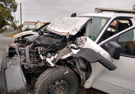 Photos Upstate Ny Weatherman Shares Graphic Injuries After Car Crash