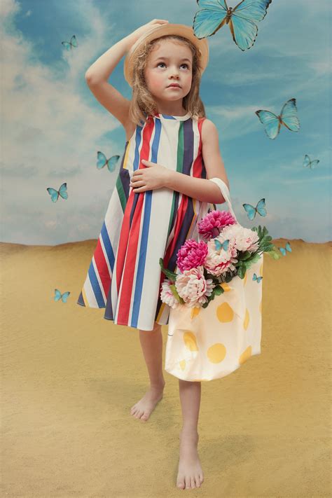 It is time to dream about fashion, to dream that our little princess are in a fashion show :) for more information send me a line at carolinacpage@me.com or visit my website. Amazing kids clothing from Ladida.com | Summer outfits ...