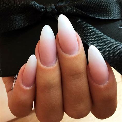 33 Breathtaking Designs For Almond Shaped Nails Pointy Nails Almond