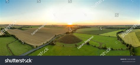 Silbury Hill Sunset Wiltshire Uk Stock Photo 1526182988 Shutterstock
