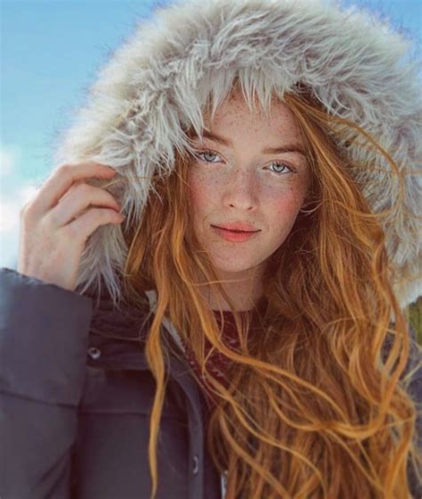 pin by pissed penguin on 10 readheads beautiful freckles beautiful red hair red hair woman