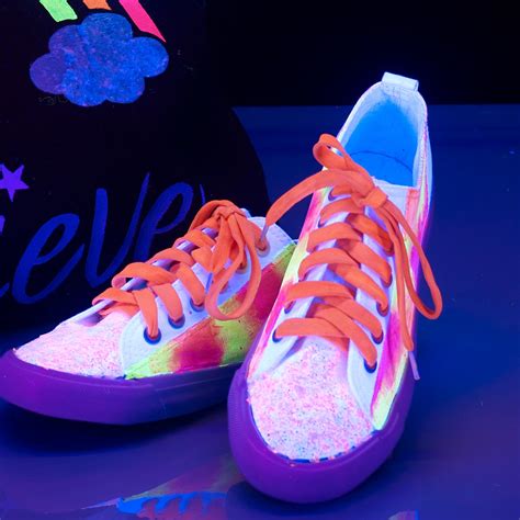 Glow-in-the-Dark Canvas Shoes - Project | Plaid Online
