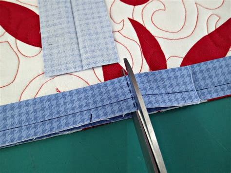 Easy Trick To Perfectly Join Quilt Binding So Sew Easy Quilt