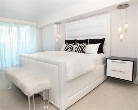 Modern white bedroom design with sheer curtains. 25 All White Bedroom Collection For Your Inspiration