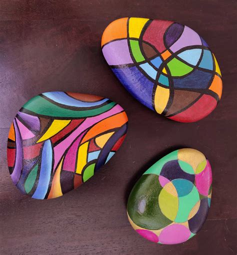 Hand Painted Geometric Pattern Pebbles Set Of 3 Imagicart