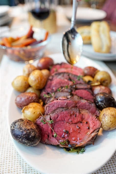 This guide is part of the new essentials of french cooking, the 10 definitive dishes every modern cook should master. Chateaubriand Recipe - Sous Vide Filet Mignon Roast ...