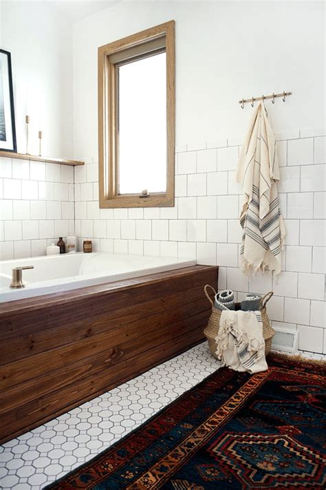 Tile is often the most used material in the bathroom, so choosing the right one is an easy way to kick up your bathroom's style. 10 Ceramic Bathroom Floor Tile Ideas for Small Spaces | Hunker