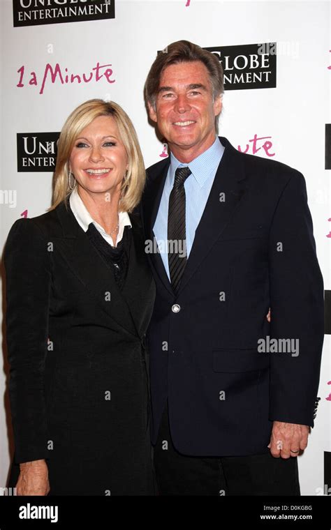 Olivia Newton John With Her Husband John Easterling A Minute Event At