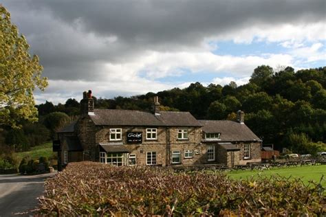 Stay with us and you'll be right on the edge of the peak district, and right in your element with lots to see and do nearby. The Cricket Inn, Totley - Dog Friendly Peak District