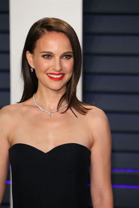Natalie Portman 2019 Vanity Fair Oscar Party Hosted By Radhika Jones