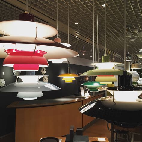 Louis poulsen's ph 5 mini is a smaller version of the legendary ph 5 pendant, which was designed by poul henningsen in 1958. louis poulsen PH5 | News | Tender Inc.