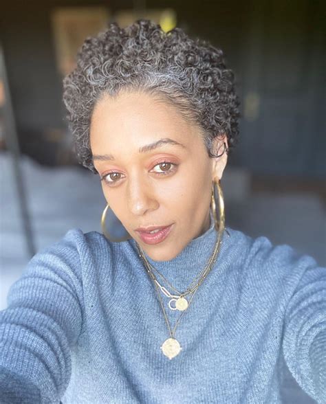Essence On Twitter In 2020 Beautiful Gray Hair Natural Gray Hair Grey Curly Hair