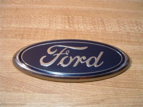 2000 2007 Ford Taurus Oem Blue Oval Logo Emblem Rear Trunk Badge