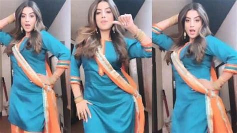 Bhojpuri Actress Akshara Singh Stunning Dance Video Goes Viral On Instagram See Here सैंया जी