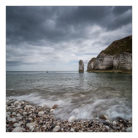 Selwicks Bay Flamborough Head The Clouds Were Moving Thro Flickr