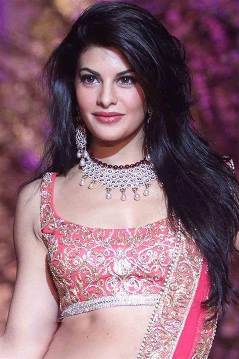 jacqueline fernandez hot sexy photo gallery wallpapers images
