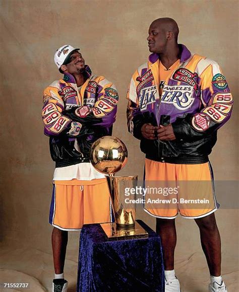 Kobe Bryant Lakers 2000 Photos And Premium High Res Pictures Getty Images