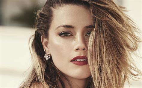 Amber Heard 2017 Papel De Parede Para Celular