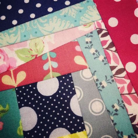 The log cabin quilt block holds a special place in my heart. TUTORIAL: Foundation Paper-Pieced Wonky Log Cabin Block ...