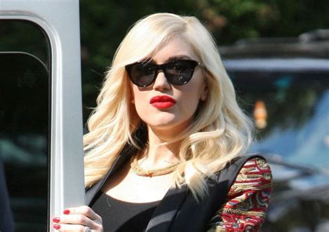 Gwen Stefani To Replace Christina Aguilera On The Voice Gwen Stefani Cool Gwen Stefani