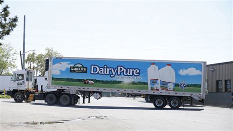 Largest Us Milk Producer Files For Bankruptcy As Americans Turn To