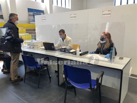 Come annunciato dal presidente della regione lombardia attilio fontana aprono da oggi le vaccinazioni per gli over 65. Al via la prenotazione vaccini anti covid per la fascia 70 ...
