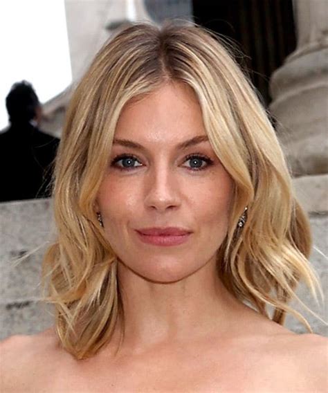 11 Sienna Miller Hairstyles And Haircuts Celebrities