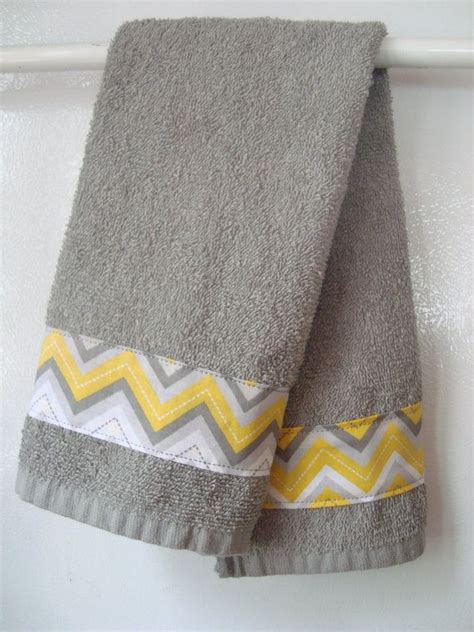 Therefore it makes a perfect decor for bathrooms.let's talk about the usage. Best 25+ Yellow hand towels ideas on Pinterest ...