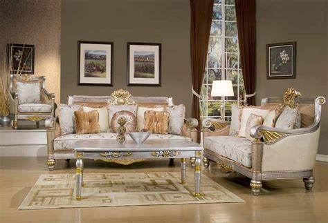 We love talking about living rooms because there are just so many different design possibilities. Lovely Elegant Home Decorating Ideas