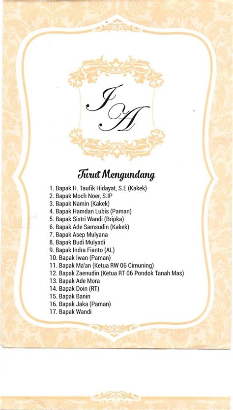 Surat undangan adalah surat yang dibuat dengan tujuan mengajak seseorang atau pihak lain untuk menghadiri sebuah acara tertentu. Contoh Undangan Pernikahan Bagian Turut Mengundang ...